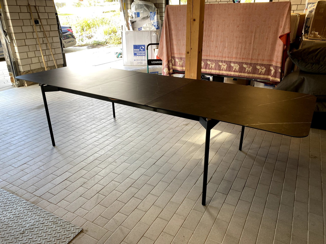 BoConcept Dining tables | Whoppah BoConcept Dining tables | Whoppah