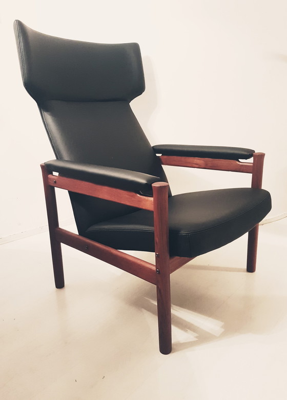 Image 1 of Soren Hansen 4365 Wing Chair