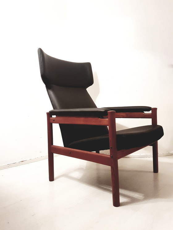 Image 1 of Soren Hansen 4365 Wing Chair