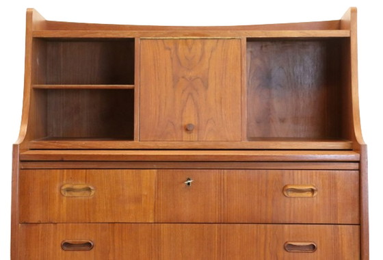 Image 1 of Coiffeuse secrète danoise 'Flade' vintage