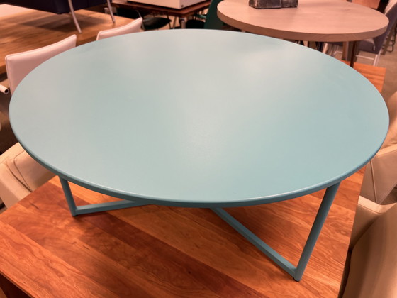 Image 1 of Leolux Pode Byte Coffee table