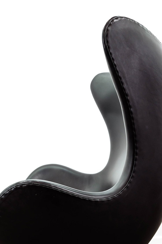 Image 1 of Arne Jacobsen egg chair