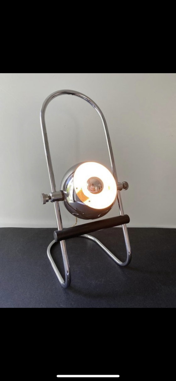 Image 1 of Lampada da tavolo vintage a forma di bulbo oculare