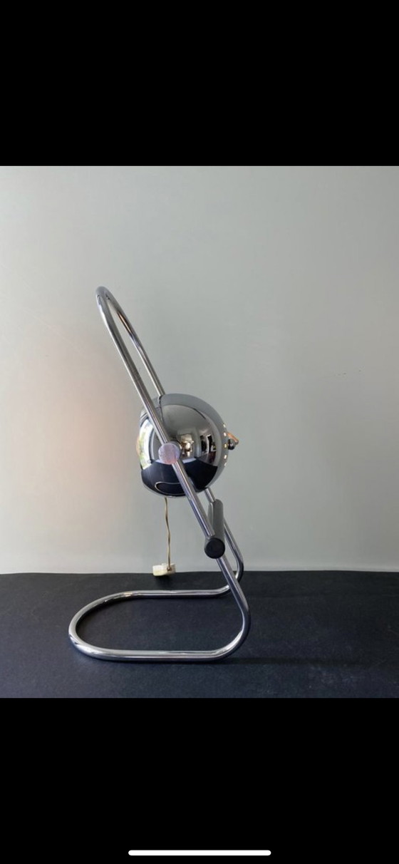 Image 1 of Lampada da tavolo vintage a forma di bulbo oculare