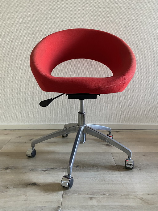 Artifort Nina office chair wheels