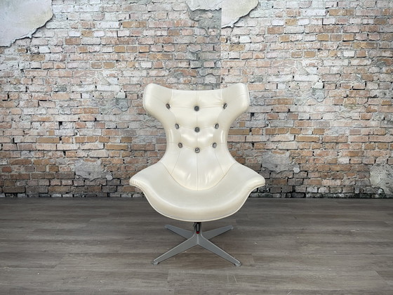 Image 1 of Poltrona Frau Regina Swivel Chair