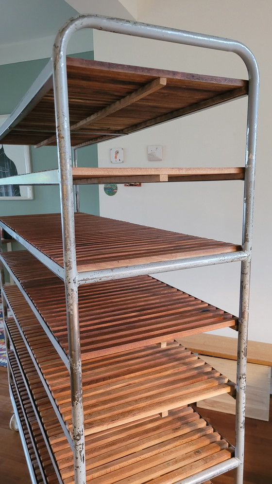 Image 1 of Armoire à pain industrielle vintage