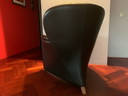 2 Leolux Excalibur armchairs with footstools