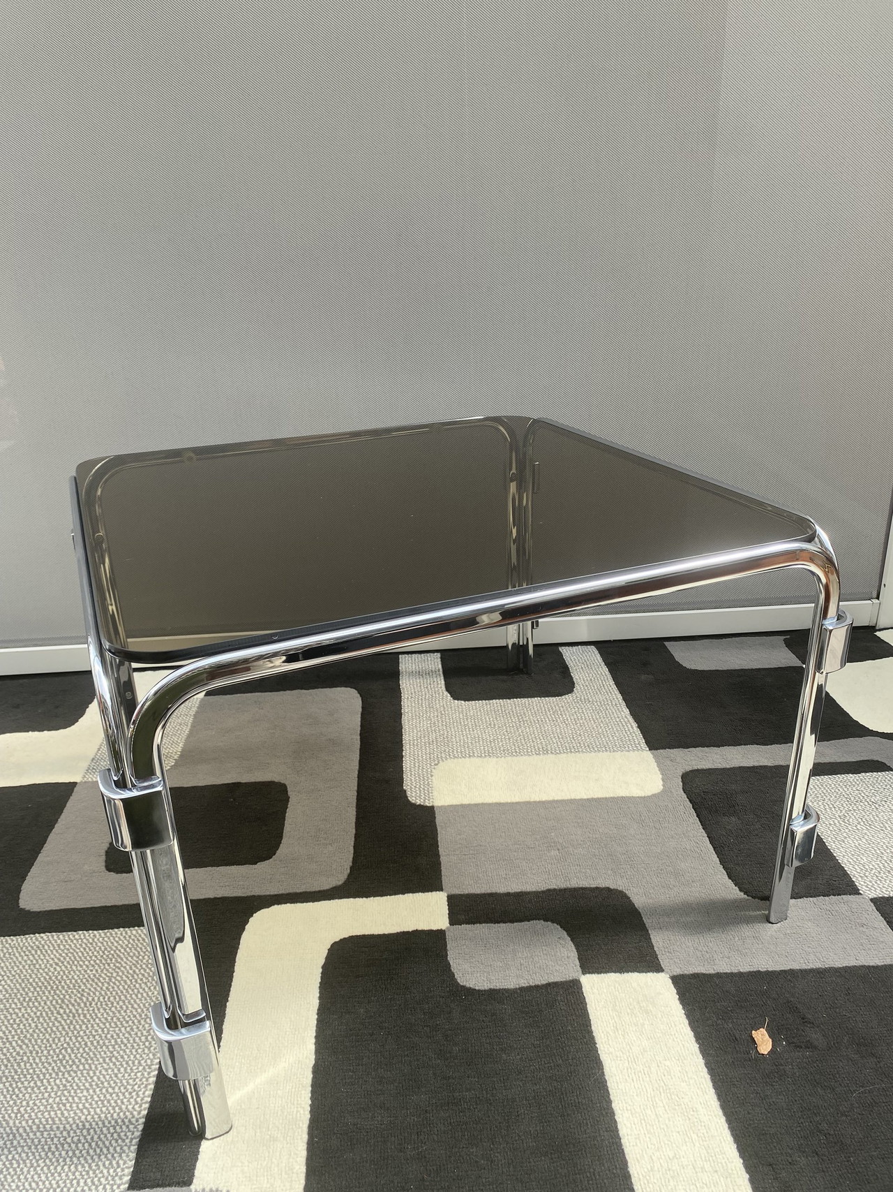 Space Age Coffee tables | Whoppah