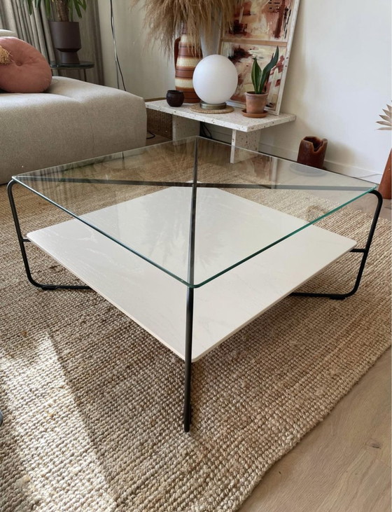 Image 1 of Fest Amsterdam Marabou coffee table