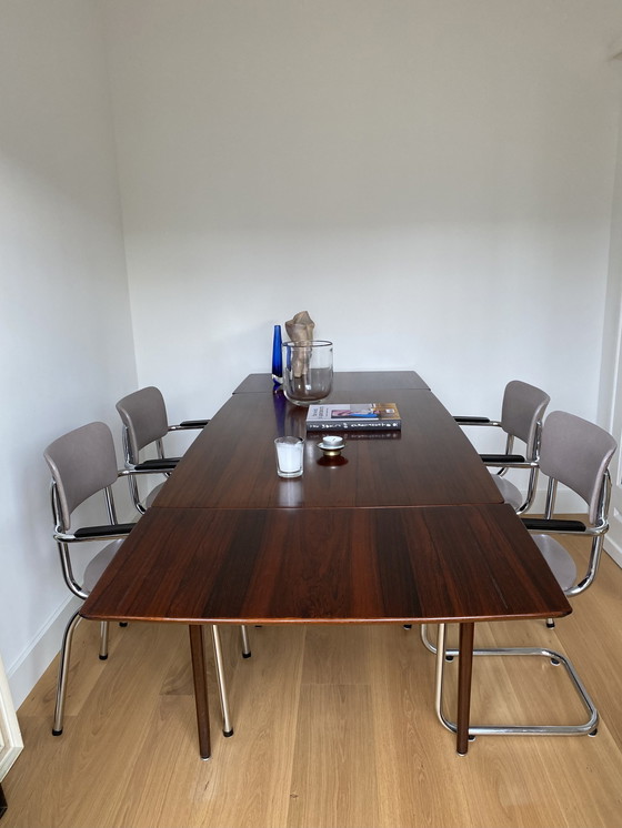 Image 1 of Table de salle à manger vintage en bois de rose