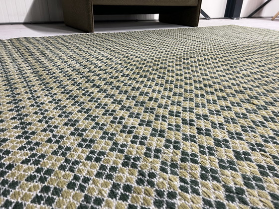 Image 1 of Pode Mackay green rug 200 x 300