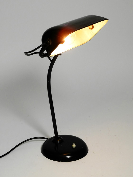 Image 1 of Kaiser Idell lampe de table industrielle en métal modèle 6581 en noir