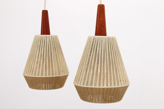Image 1 of Lampada a sospensione vintage con due paralumi e teak, Svezia, 1960