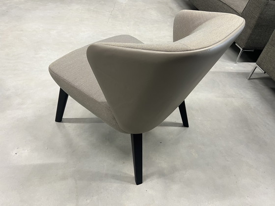 Image 1 of Montis Back me up armchair Olivine