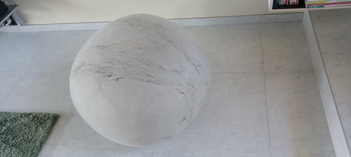 Katsustone pouf/seating element in 100% white marbled wool