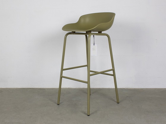 Image 1 of 4 x Normann Copenhagen stools + standing table