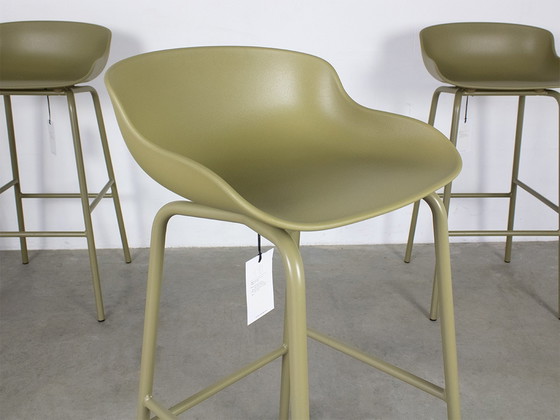 Image 1 of 4 x Normann Copenhagen stools + standing table