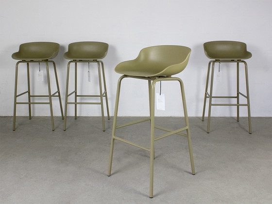 Image 1 of 4 x Normann Copenhagen stools + standing table