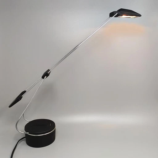 Alva-Line, lampe à poser halogène modèle "Modo" de Gabriele Basilico