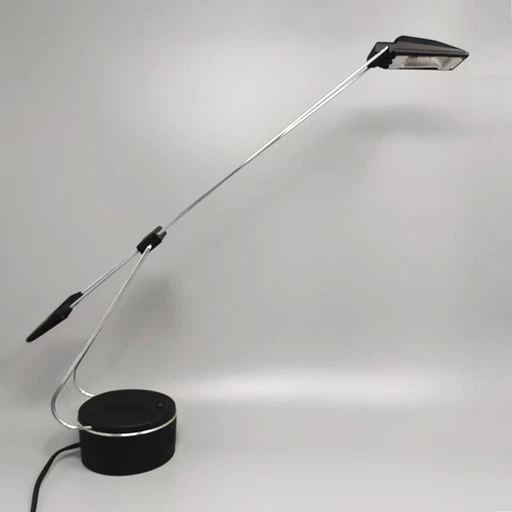 Alva-Line, lampe à poser halogène modèle "Modo" de Gabriele Basilico