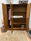Armoire vintage midcentury