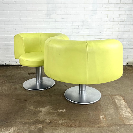 Image 1 of Double yellow space age sofa / chair