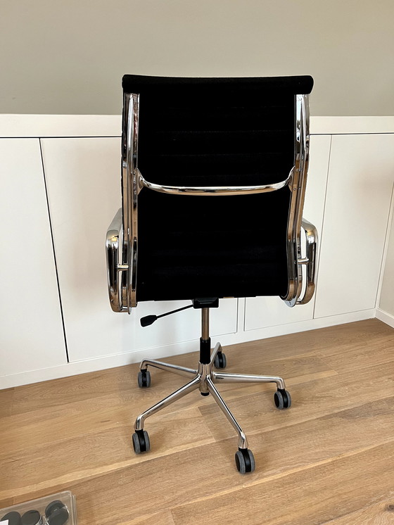 Image 1 of Vitra EA 119 Office Chair