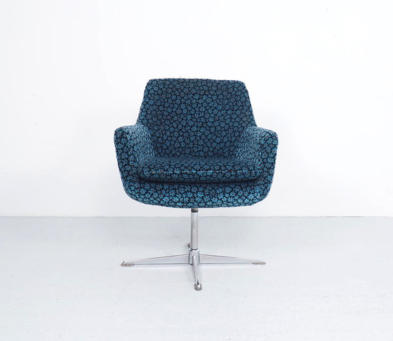 Image 1 of 2 cocktail swivel chairs, 1960s