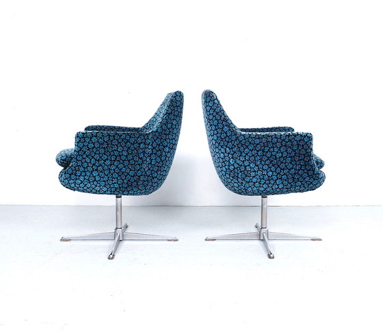 Image 1 of 2 cocktail swivel chairs, 1960s