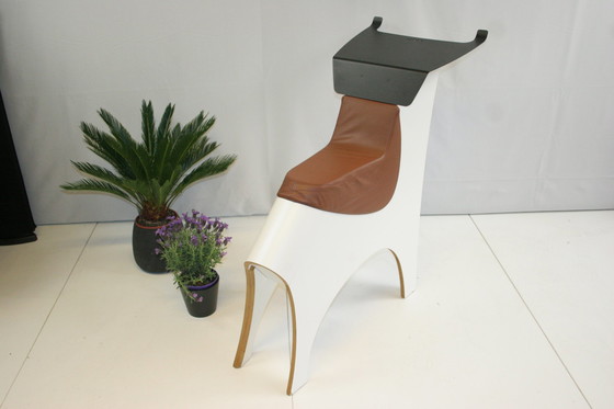 Image 1 of Lande Toro office chair with writing table