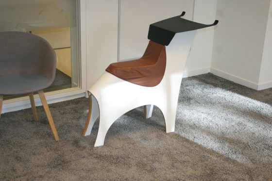 Image 1 of Lande Toro office chair with writing table