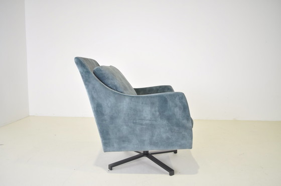 Image 1 of Belazza Grande Swivel Armchair