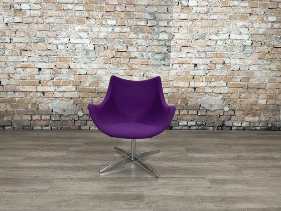 Image 1 of The Padova Basket purple armchair