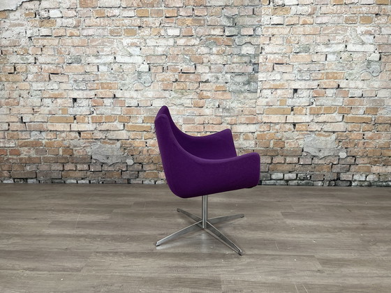 Image 1 of The Padova Basket purple armchair