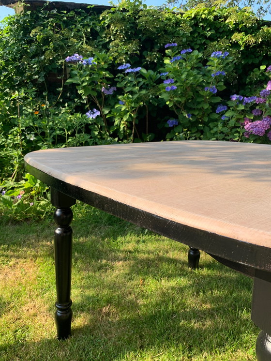 Image 1 of Beautiful modern black / whitewash double table (109x109cm)