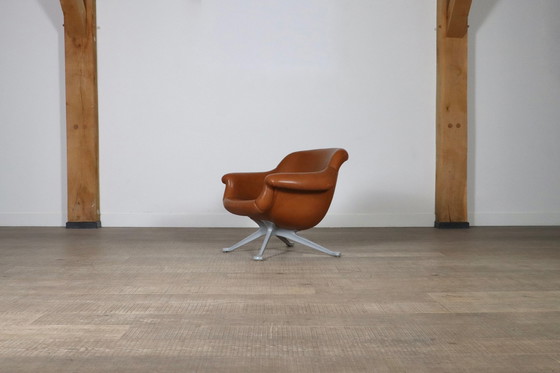 Image 1 of Cassina Model 1110 Lounge Chair by Angelo Mangiarotti