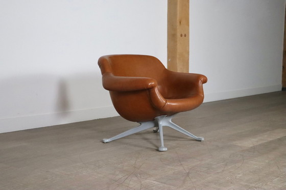 Image 1 of Cassina Model 1110 Lounge Chair by Angelo Mangiarotti