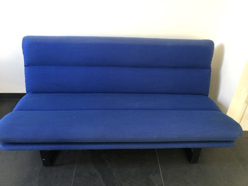 Artifort C683 bench