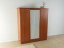 armoire vintage
