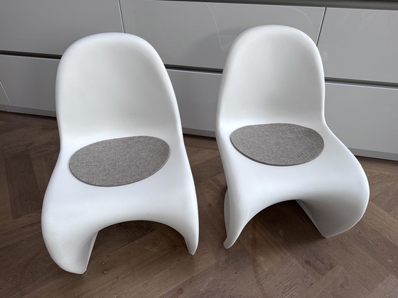 Image 1 of 2x Vitra Panton dining room chair