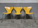 3 sedie Arne Jacobsen per Fritz Hansen