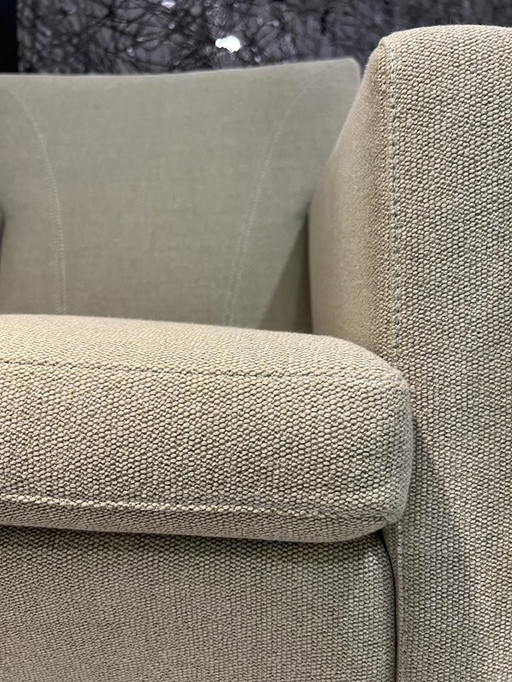 Leolux Dolcinea Armchair Prairie Fabric