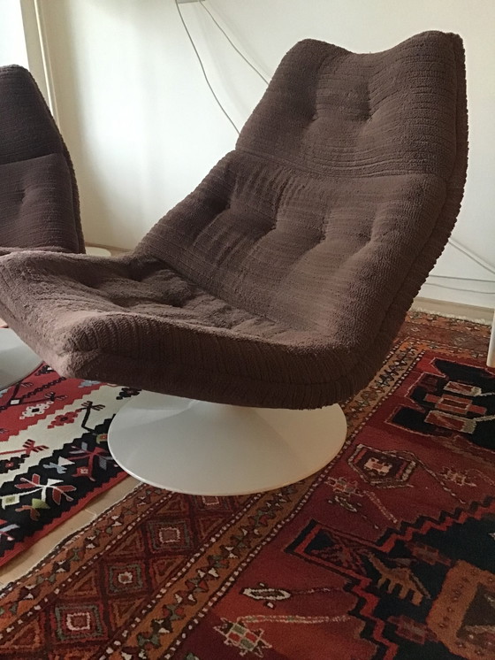 Image 1 of 2x Artifort F511 Geoffrey Harcourt armchairs