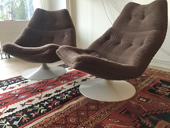 Image 1 of 2x Artifort F511 Geoffrey Harcourt armchairs