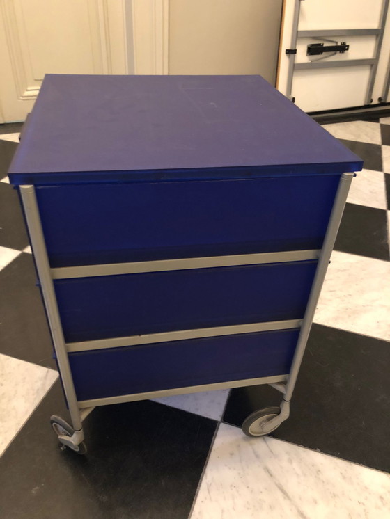 Image 1 of Kartell chest of drawers by Antonio Citterio