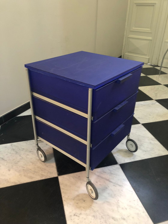 Image 1 of Kartell chest of drawers by Antonio Citterio