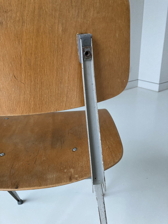 Image 1 of Ahrend de Cirkel Result chair by Friso Kramer