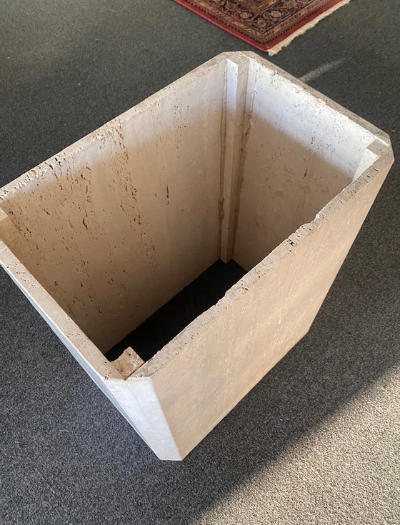 Image 1 of Tavolo da pranzo in travertino d&#39;epoca