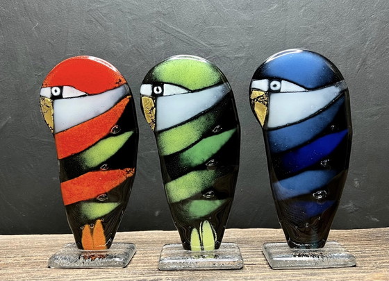 Image 1 of Maciej Habrat Parrot Glass art